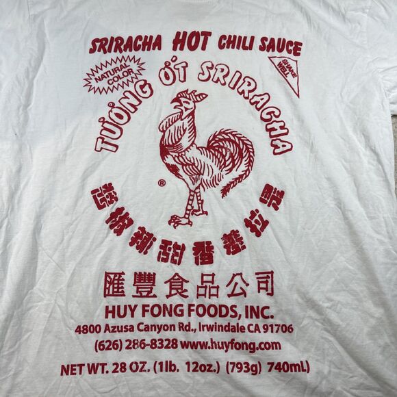 Ripple Jumction Red Sriracha Hot Chili Sauce Label Rooster Graphic Tee Size 2XL - Picture 2 of 7